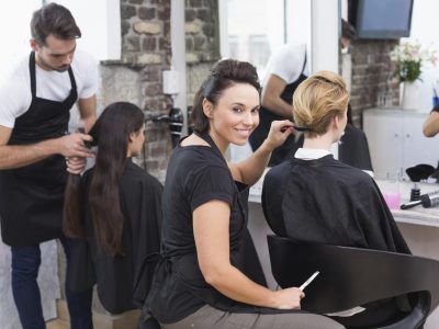 Service de coiffeur a Niort – Cool’Heur Jennifer Dufour