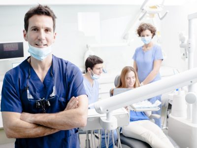 Service de dentiste à Poitiers – Bouanani Redouane