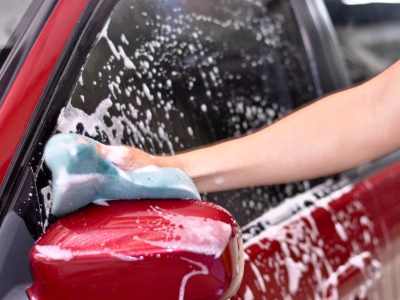 Service de lavage de voiture à Le Rove – CosmétiCar