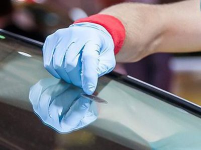 Service de remplacement de pare-brise et vitre latérale à Lons – Newglass